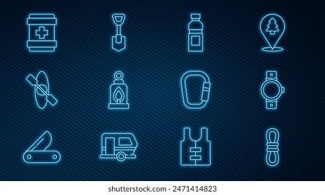 Cuerda de escalador, reloj inteligente, botella de agua, linterna de camping, kayak o canoa, botiquín de primeros auxilios, mosquetón e icono de pala. Vector