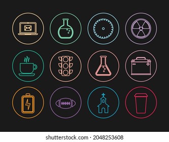 Set-Line-Kaffeetasse, Autobatterie, Kreissägeblatt, Ampel, Laptop mit Umschlag, Reagenzglas und Kolben und Icon. Vektorgrafik