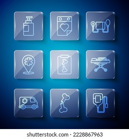 Set-Linie Notwagen, Knochen vom Menschen gebrochen, IV-Beutel, Blutdruck, Röntgenaufnahmen, Ort mit Krankenhaus-Kreuzung, Handsanitizer-Flasche und Stretcher-Symbol. Vektorgrafik
