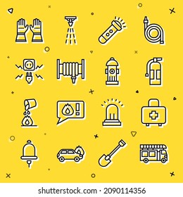 Set-Line Feuerwehrwagen, Erste Hilfe-Kit, Feuerlöscher, Blitzlicht, Schlauchauflage, Elektrozünder, Feuerwehrhandschuhe und Hydrantensymbol. Vektorgrafik