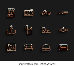 Set line Mapa dobrado com localização, Banco, Mochila de caminhada, chapéu de gorro, Cartão de crédito, isqueiro, relógio de pulso e ícone de inicialização. Vetor