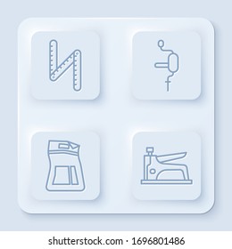 Fije la regla plegable, taladro de mano, bolsa de cemento y grapadora de construcción. Botón cuadrado blanco. Vector
