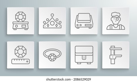 Fijar la línea Gem stone, King Crown, Diamond engagement ring, Jewelry box, Caliper o caliper and scale, Escala electrónica de joyería, Jeweler man e icono. Vector