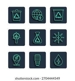 Locación de línea con hoja, bombilla led, energía del agua, reciclaje de la papelera de reciclaje, bolso de la basura, turbina de viento, e icono del panel solar. Vector