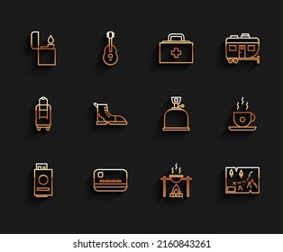 Fijar la línea Passport con boleto, tarjeta de crédito, encendedor, fogata y olla, ubicación del mapa doblado, funda de senderismo, taza de café e icono de la estufa de gas de camping. Vector