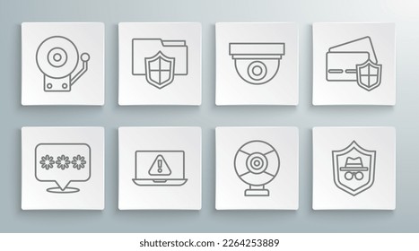 Setzen Sie die Zeile Passwortschutz, Dokumentordner, Laptop mit Ausrufezeichen, Sicherheitskamera, Incognito-Modus, Kreditkartenabschirmung und Ringing-Alarm-Glocke-Symbol ein. Vektorgrafik