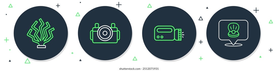 Cámara de la foto de la línea del sistema para el icono del buceador, de la linterna, del coral y de la cáscara del mar de la vieira. Vector
