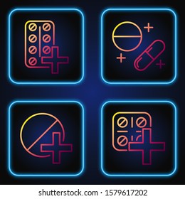 Set line Pills in blister pack, Medicine pill or tablet, Pills in blister pack and Medicine pill or tablet. Gradient color icons. Vector