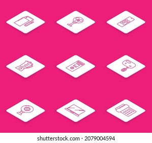 Ajuste el banco de alimentación de línea con cable de carga diferente, ventilador eléctrico, control remoto, Blender, mezclador, cámara web e icono de portátil. Vector
