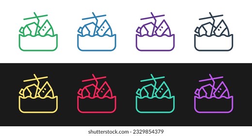 Establecer línea Icono de barco de crucero Sinking aislado en fondo blanco y negro. Turismo de viajes transporte náutico. Buque de pasajeros de vóley, crucero de línea.  Vector