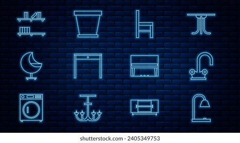 Fijar la lámpara de mesa, grifo de agua, silla, mesa de madera, sillón, repisa con libros, piano grande e icono de la olla de flores. Vector