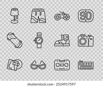 Disco de vinilo, sintetizador de música, Gamepad, gafas, lámpara de pie, reloj de pulsera, cinta de casete de audio retro e icono de cámara fotográfica. Vector