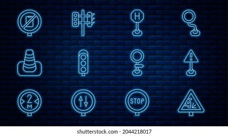 Die Linie Warning Straße Schild, Ausrufezeichen Dreieck, Krankenhausverkehr, Verkehrsampel, Kegel, kein Handy, Straße und Symbol. Vektorgrafik