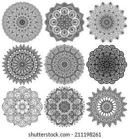 Set mandalas. Round Ornament Pattern. Vintage decorative elements. Hand drawn background. Islam, Arabic, Indian, ottoman motifs.