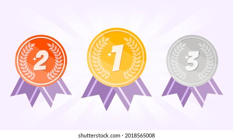 Juego de medallas. Medallas de oro, plata, bronce con cinta morada. Ilustración vectorial de estilo plano, fondo violeta de la explosión solar. 

