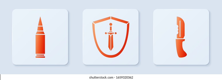 Das mittelalterliche Schild mit Schwert, Kugel und Militärmesser einsetzen. Weißer Quadrat-Knopf. Vektorillustration