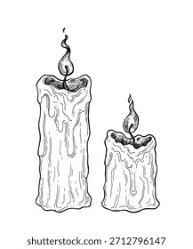 Conjunto de velas derretidas, Ilustración vectorial dibujada a mano en estilo de grabado. Vela vintage de boceto gráfico con llama ardiente y cera derretida. Pluma y tinta retro, contorno negro, dibujo de Vector grabado