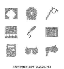 Poner máscaras de micrófono, comedia y tragedia, megáfono, video de reproducción en línea, afiche de cine, auditorio con pantalla e icono de Cortina. Vector