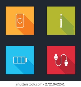 Definir móvel com escudo, chave de fenda, bateria e cabo USB ícone cabo. Vetor