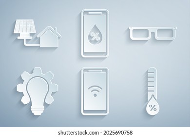 Ajuste móvil con conexión inalámbrica wi-fi, lentes, bombilla y equipo, humedad, para el hogar inteligente e icono del panel solar de la casa. Vector