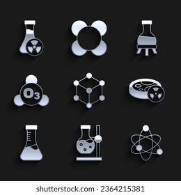 Ponga la molécula, el matraz del tubo de ensayo en el soporte, Atom, con líquido tóxico, ozono e icono. Vector