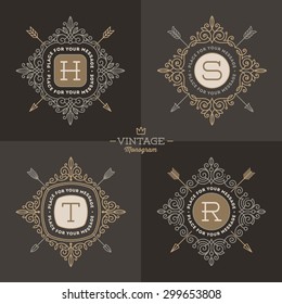 Conjunto de modelo de logotipo monograma com elementos de ornamento caligráfico elegante floresce. Design de identidade com carta para café, loja, loja, restaurante, boutique, hotel, heráldica, moda e etc.