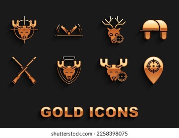 Ponga a Moose en escudo, sombrero de cazador, lugar, alce con cruces, dos escopetas cruzadas, ciervo e ícono de caza de trampas. Vector