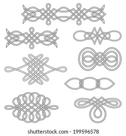 Set of nine interlaced decorations 