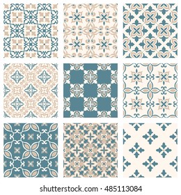 Satz von neun, nahtlosen geometrischen Vektormustern. Vintage-Texturen. Dekorativer Hintergrund für Karten, Einladungen, Webdesign. Retro-Digitalpapier. 
