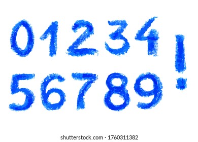Ensemble de nombres de zéro à neuf et un point d'exclamation dessiné à la main par une craie d'huile bleue et isolé sur fond blanc. Illustration vectorielle de nombres grunge.