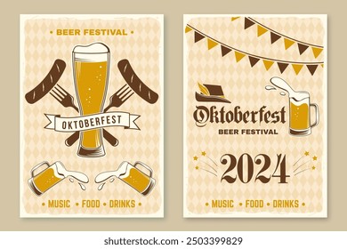 Conjunto de pôsteres retrô Oktoberfest. Vetor. Caneca de cerveja com malte, chapéu tradicional alemão, salsicha frita, grelhado, flâmula, skewered em um garfo.