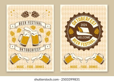 Conjunto de pôsteres retrô Oktoberfest. Vetor. Caneca de cerveja com malte, chapéu tradicional alemão, salsicha frita, grelhado, inclinado em um garfo.