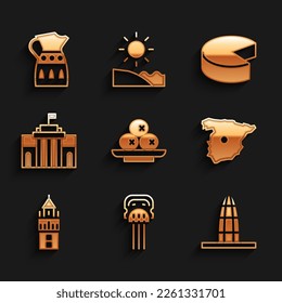 Pone aceitunas en el plato, Peineta, Torre Agbar, Mapa de España, Giralda, Museo del Prado, Icono de la cocina de queso y sangría. Vector