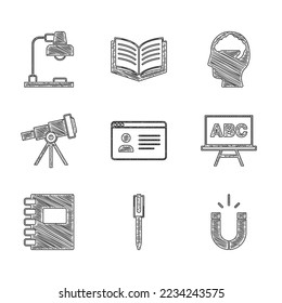 Establece la clase Online, Pen, Magnet, Chalkboard, Spiral bloc de notas, Telescopio, cerebro humano e icono de lámpara de mesa. Vector