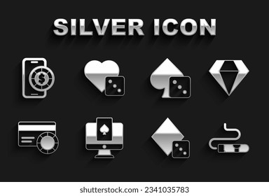 Juego de mesa de póquer en línea, Diamante, Cigar, dados de juego, Tarjeta de crédito e icono. Vector