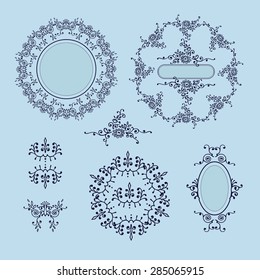 Set ornaments round and oval with place for text. Elements of the ornament.