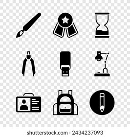 Conjunto Pincel de pintura, Medalla con estrella, Reloj de arena antiguo, Insignia de identificación, Mochila escolar, Lápiz, Brújula de dibujo e icono de unidad flash USB. Vector