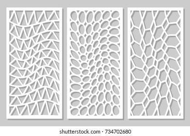 Setzen Sie geometrische Muster ein. Karte zum Laserschneiden. Dekoratives Design der Elemente. Geometrisches Muster.  Vektorgrafik.