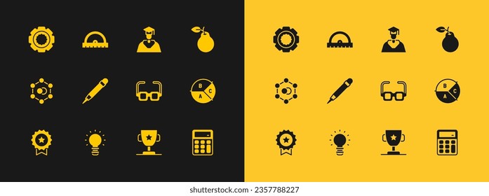 Set Pear, Creativa idea de luz de lámpara, Glasses, copa de premio, Lápiz con borrador, Graduado y gorra de graduación, Icono de rejilla de engranaje y protractor. Vector