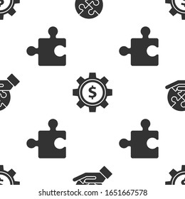 Poner en la mano una pieza de rompecabezas, Engranaje con el símbolo del dólar y Pieza de rompecabezas en un patrón impecable. Vector