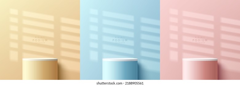 Set aus rosafarbenem, gelbem, blauem und weißem, realistischem 3D-Zylinder-Ständer oder Podium mit Fensterschatten-Hintergrund. Geometrische Vektorform. Abstrakte minimale Szene für Produkte präsentieren, Promotion Display.