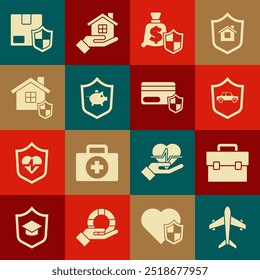 Conjunto de avión, maletín, coche con escudo, dinero, hucha, casa, seguridad de entrega e icono de tarjeta de crédito. Vector