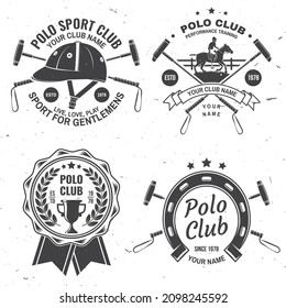 Juego de insignias deportivas del club Polo, parches, emblemas, logos. Ilustración vectorial. Etiqueta monocromática de vintage ecuestre con siluetas de jinete y caballo. Concurso de polo club deportivo. Concepto de camisa