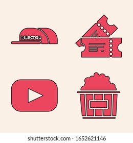 Ponga Popcorn en caja de cartón , Tapa con director de inscripción , Ticket de cine e icono de Play. Vector