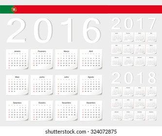 Set of Portuguese 2016, 2017, 2018 vector calendars with shadow angles. Week starts from Sunday.