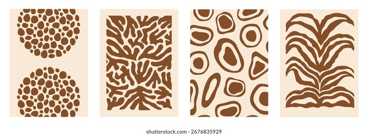 Definir cartazes de formas orgânicas abstratas em um fundo bege. Ilustração de vetor desenhada à mão. Design para modelo, capa, arte de parede, impressão, interior, papel de parede, mídia social