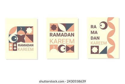 Set von Ramadan Kareem Design im flachen geometrischen Stil. Modernes Ramadan-Design für Cover, Poster, Grußkarte oder Banner.