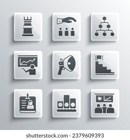 Indique la estrella del ranking, Formación, presentación, Escalera con indicador de acabado, Megáfono, Identificación, Estrategia de negocio e icono de organigrama de jerarquía. Vector