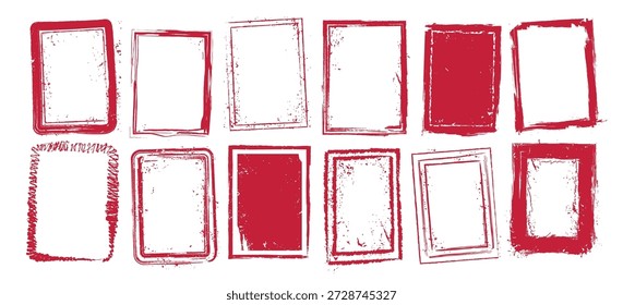 Conjunto de marcos rojos grunge con texturas angustiadas. Ilustración vectorial de colección de Plantillas creativas con salpicaduras de tinta, pinceladas ásperas y bordes desgastados con espacio de copia en blanco