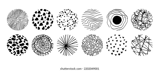 Conjunto de formas redondeadas abstractas de doodles dibujados a mano negra. Lugares, gotas, curvas, líneas. Fondos en forma de círculo de puntos, líneas, salpicaduras, rayas y puntos.